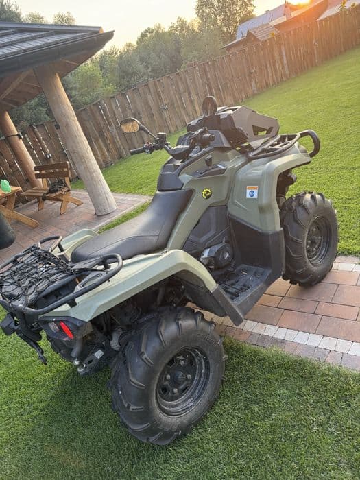 Can-am Outlander PRO 650 /800  2019 r super stan Zarejestrowany