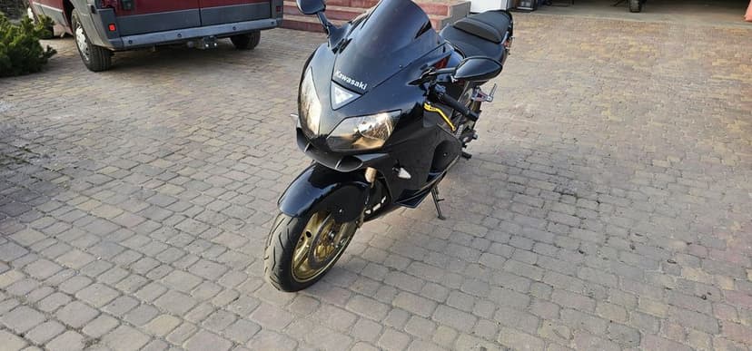 Kawasaki zx 12 r