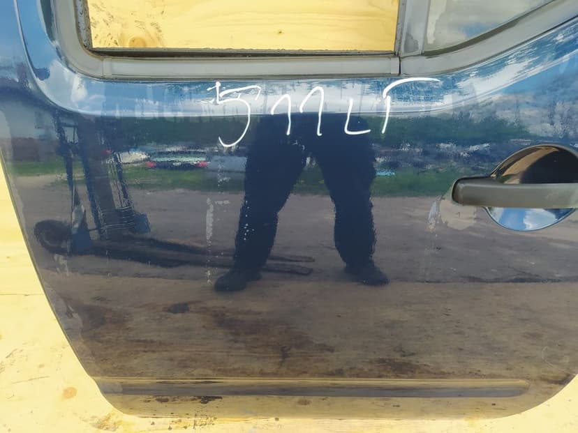 Nissan Navara D40 Fl Suv Drzwi Tył Lewy 5D Bw9