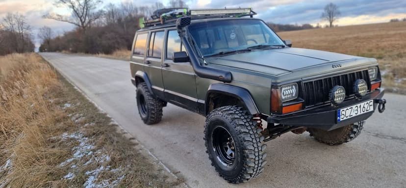 Jeep Cherokee Xj  1.9Tdi 130 manual