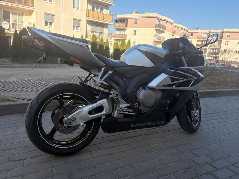 Honda cbr 1000rr fairblade sc 57