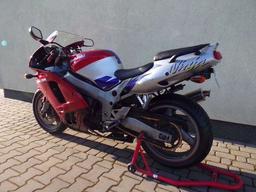 Sprzedam Kawasaki ZX9R