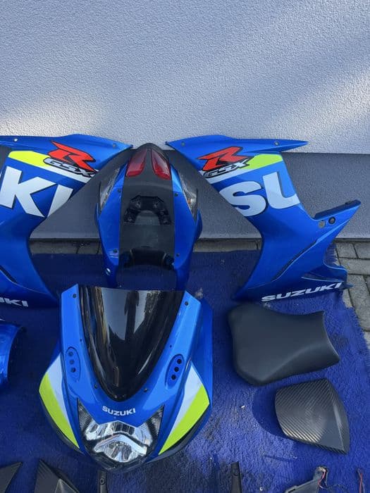 Suzuki gsxr 600 750 l1 l2 l3 l4 l5 l6 l7 owiewki części motogp lampa