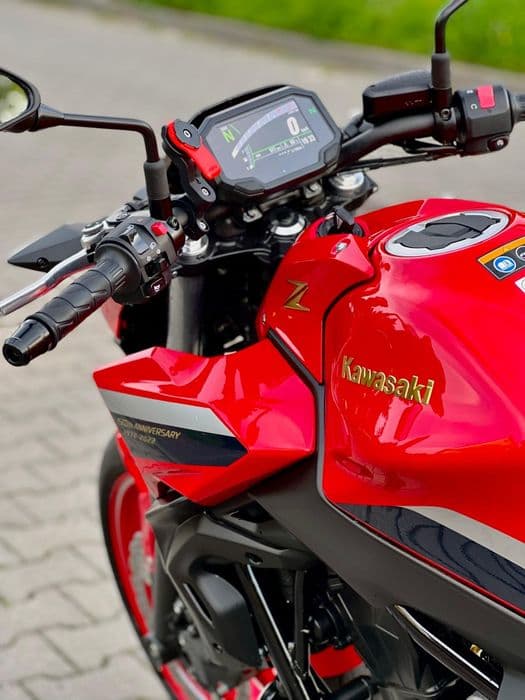 Sprzedam Kawasaki Z650 50th Salon polska 830km przebiegu