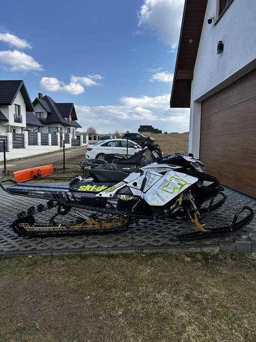 SkiDoo Summit 850 - 2017 rok Skuter śniezny