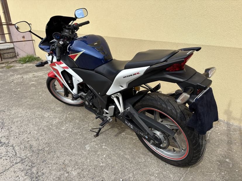 Honda CBR 250 RR ABS
