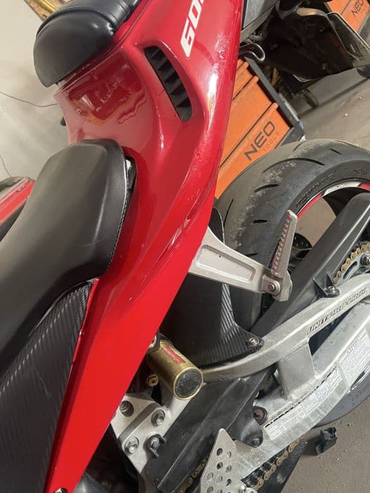 Honda *CBR 600rr*