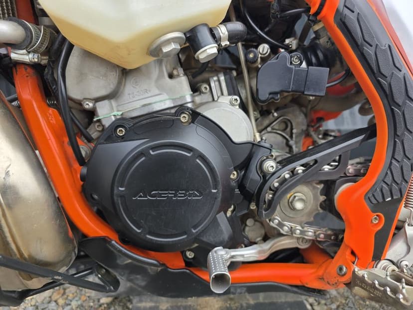 Ktm exc 300 model 2020 six days