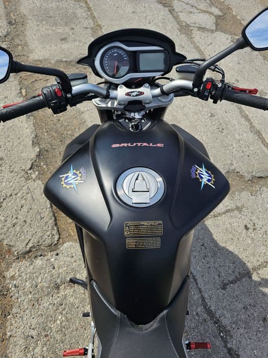 Mv Agusta Brutale 1090
Dobrze utrzymany.
Sprowadzony z Niemiec.
Więcej informacji udzielę na priv lub telefonicznie.
Mo