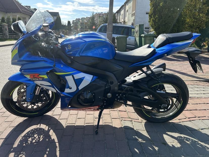 Suzuki GSXR1000 w pełni przygotowany na sezon