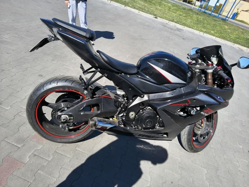 Suzuki GSX-R 1000 k6 niski przebieg dużo dodatków
