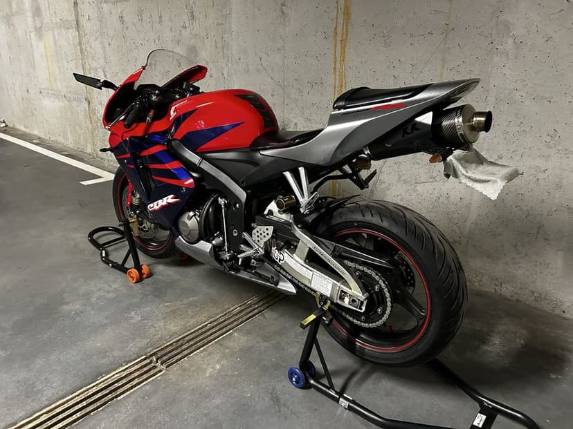 Honda CBR 600 RR PC37, Bezwypadkowy, MiVV, Nowy Napęd, Alarm, 34k km