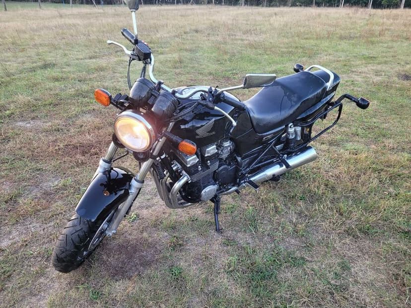 Honda CB750 Seven Fifty
