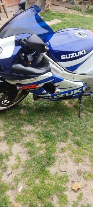 Suzuki GSX-R 750 K2 silnik