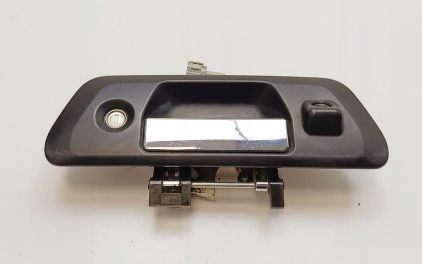 KLAMKA BURTY KLAPY BAGAŻNIKA TYŁ NISSAN NAVARA D23 NP300