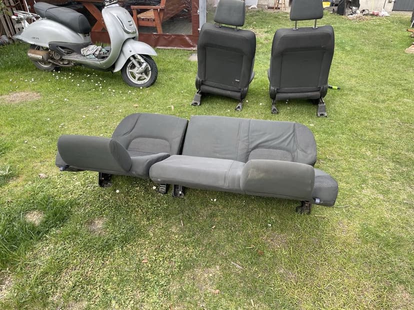 Fotele nissan navara d40
