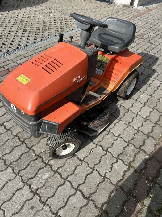 Kosiarka traktorek husqvarna LT100 briggs