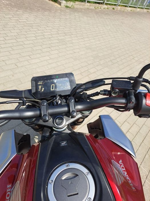 Honda CB125R polift 2021