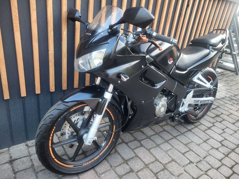 Honda CBR125 na B,A1 z Niemiec RATY