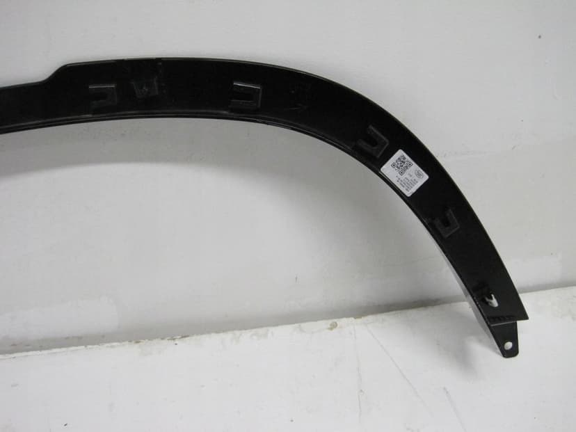 NAKŁADKA LISTWA BŁOTNIKA LAND ROVER DEFENDER L8B2-286D03-BX