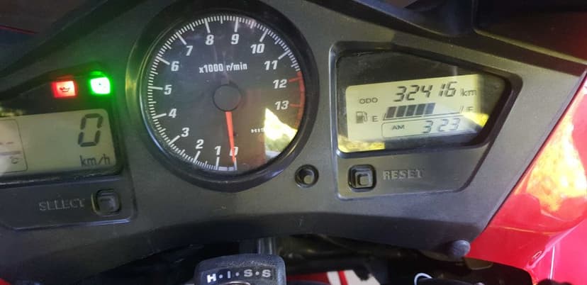 HONDA VFR 800 V-TEC (2002r.), 33 tys.km