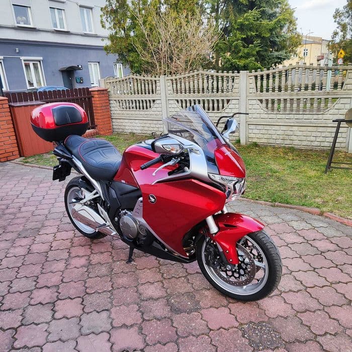 Honda VFR1200F 170KM 32 tys. przebieg bezwypadkowa zarej.