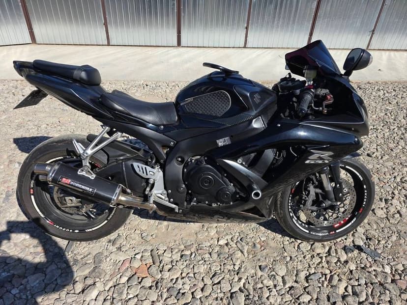 Suzuki GSXR K9 750