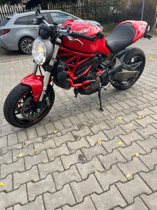 Ducati Monster 821
