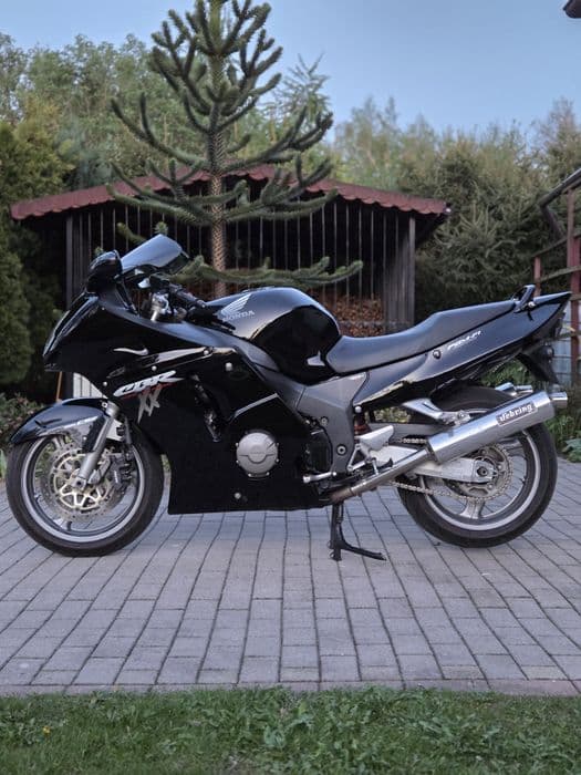 HONDA CBR 1100XX 2001r 25300km! 152KM! Piękna!