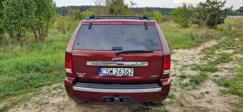 Jeep Grand Cherokee Overland 5.7 hemi GAZ