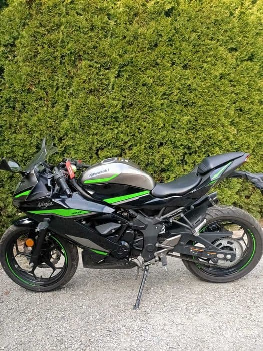 Motocykl Kawasaki Ninja 125