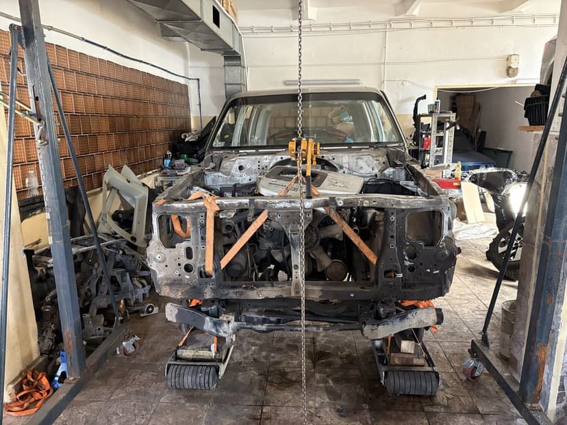 Nissan patrol y61 04r karoseria