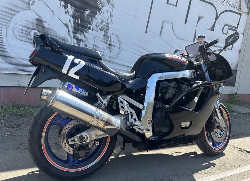 Suzuki GSX-R 750 Sprowadzony z Niemiec 1992 Pełna Dokumentacja