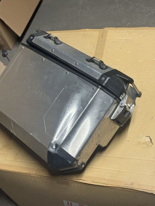 Kufer boczny aluminiowy honda crf1100 adventu sport