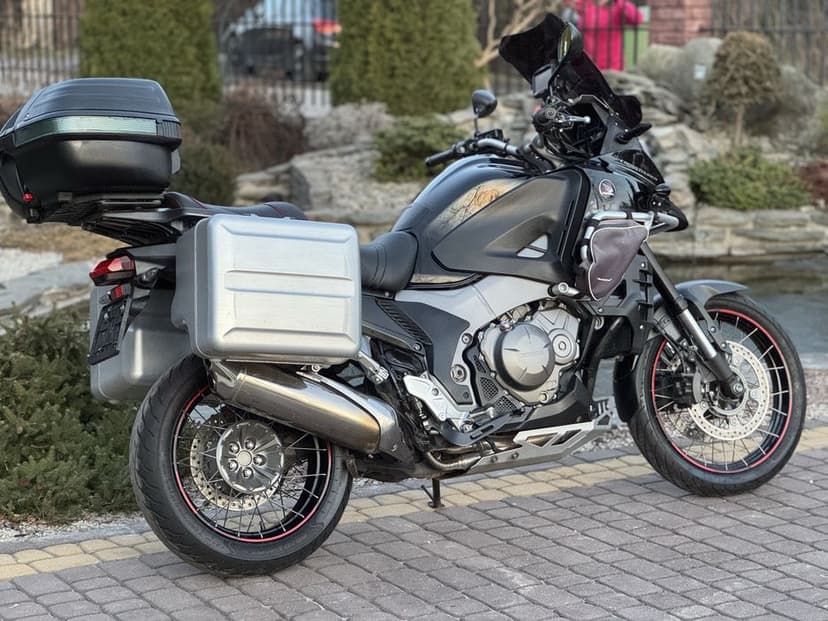 HONDA VFR 1200 Croostourrer 3 Kufry Maly Przebieg