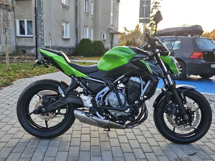 Kawasaki z650 Z 650 Zadbana Po serwisie bez wkładu  niski przebieg a2