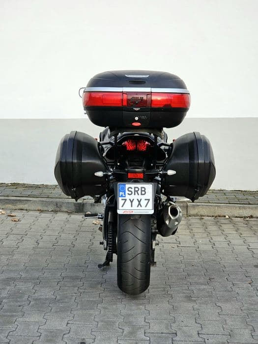 Yamaha Fz1 Fazer 1000 | KUFRY | GRZANE MANETKI