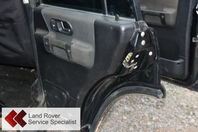 Drzwi prawe tył Land Rover Discovery II 99r.-04r.