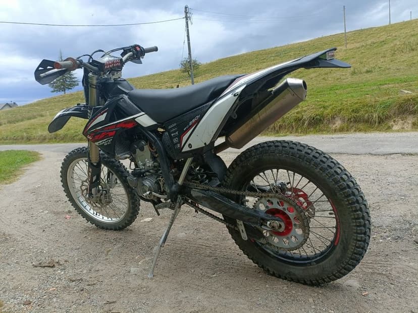 Enduro Gas Gas EC 250f 4T 2013 rok