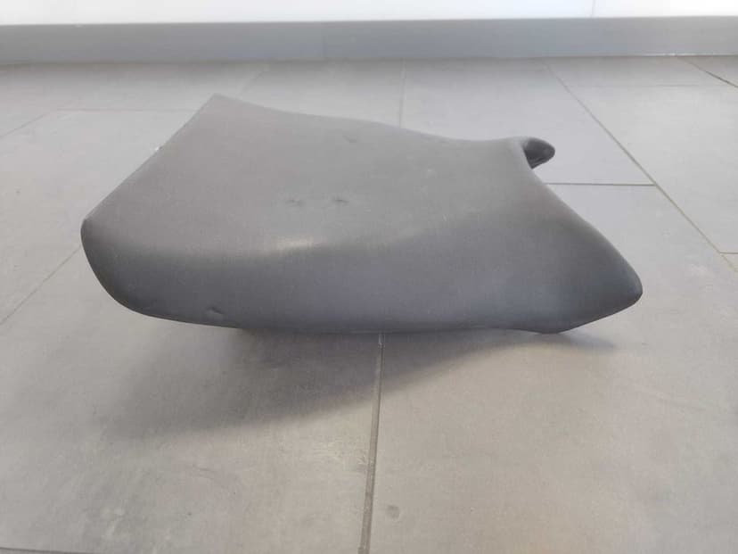 Siedzenie Kierowcy Kawasaki ZX-7R. 750 Ninja 1993-95 [3340]