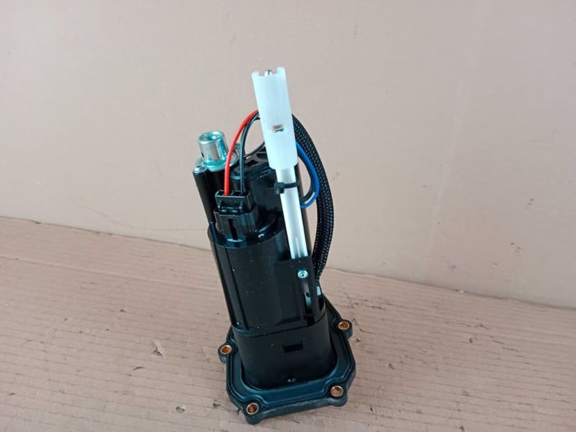 Ducati Panigale 959 Pompa Paliwa 16-19