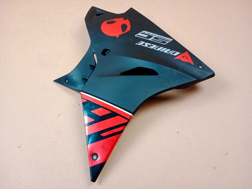 BMW S1000RR Lewy Pług Lewa Owiewka Bok 15-18