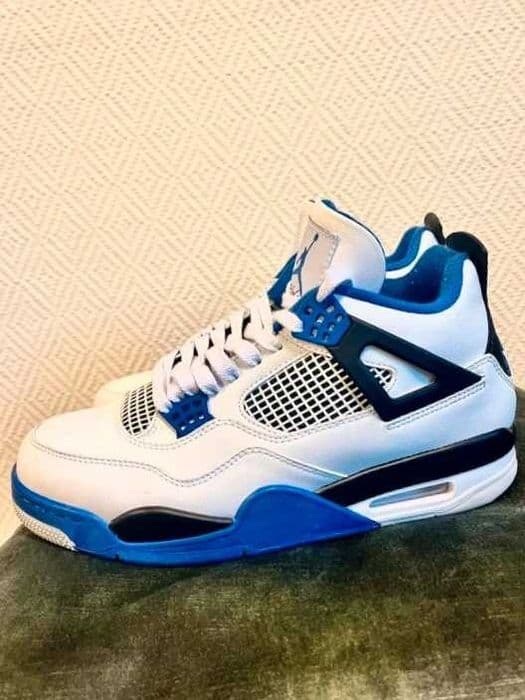 Buty sportowe Jordan_4_retro_Motorsports R.40