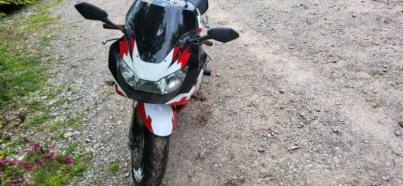 Sprzedam Honda CBR 929 RR Motocykl Pełno sprawny