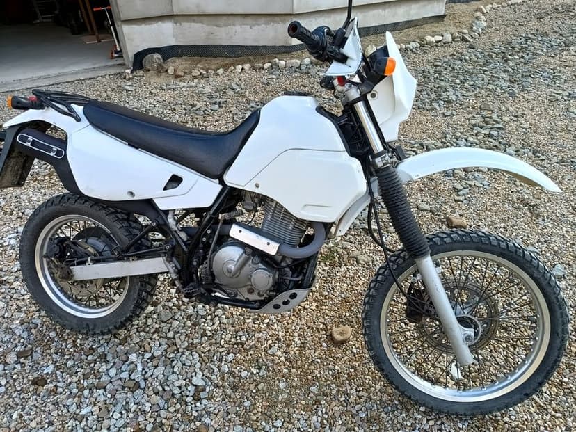 Suzuki DR 650 Cross Enduro ładne niski przebieg