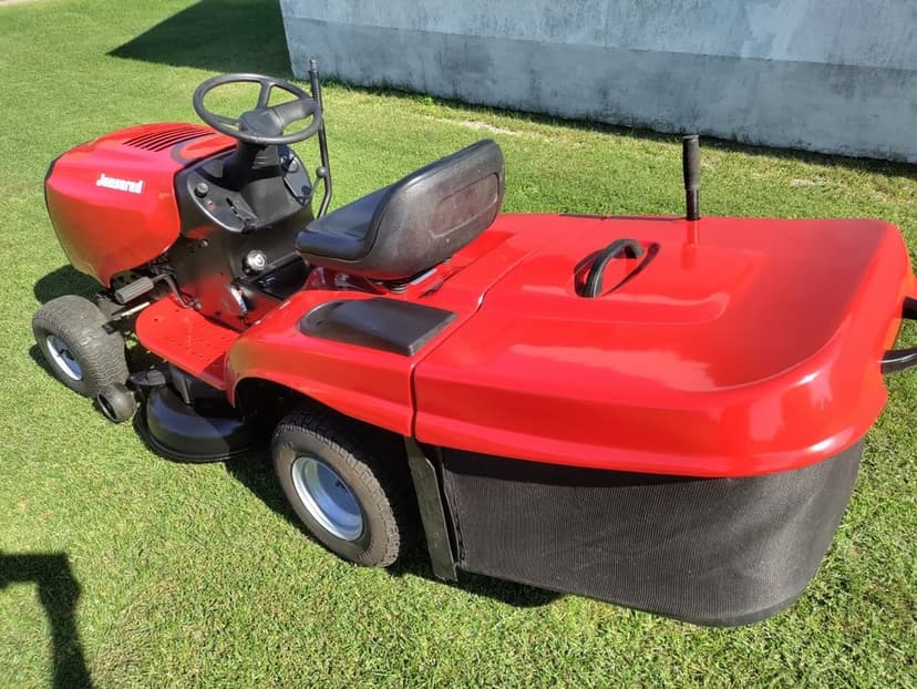 Traktorek kosiarka Jonsered LT2113 Husqvarna