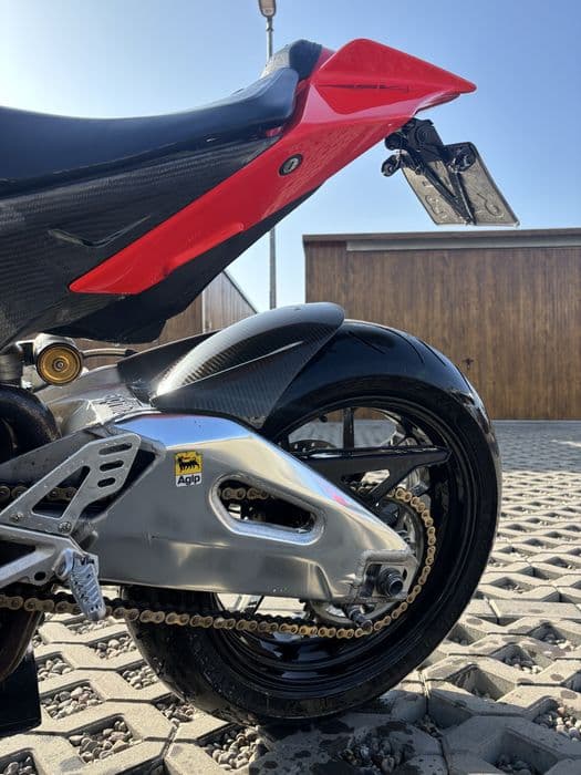 Aprilia Rsv4 Factory