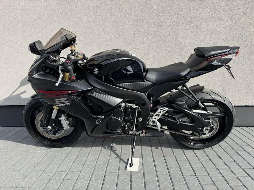 Suzuki GSXR 750 11r. L1