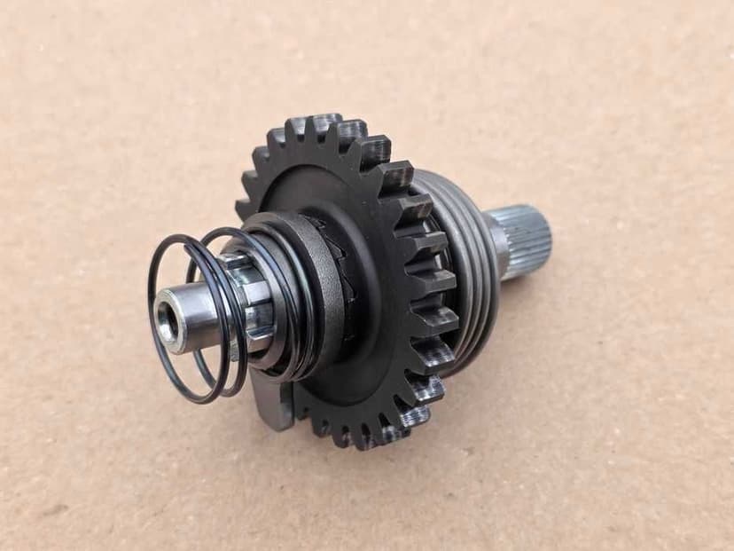 Wałek mechanizm kopki kopniaka startera Suzuki RM 125 r. 01-08 OEM
