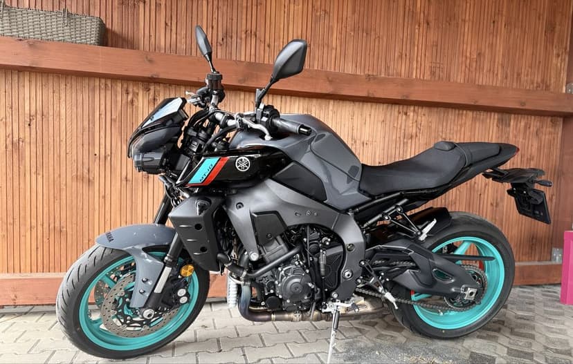 Motocykl Yamaha MT-10 Nowy !